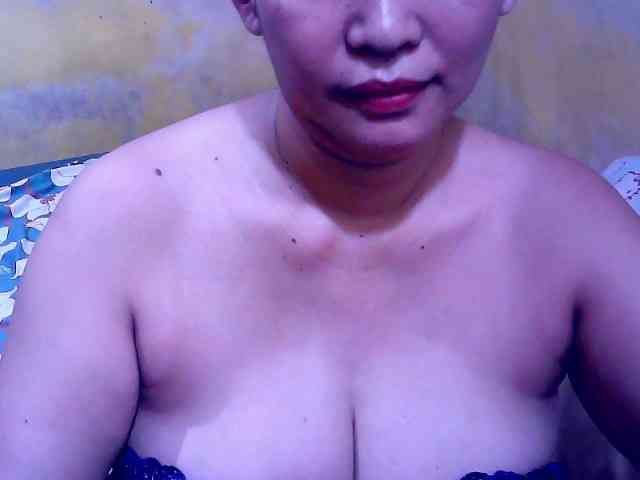 SweetMonlight webcam
