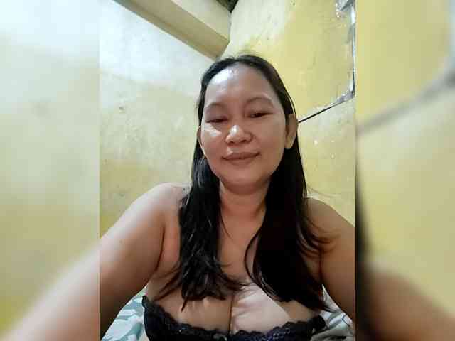 SweetMonlight webcam