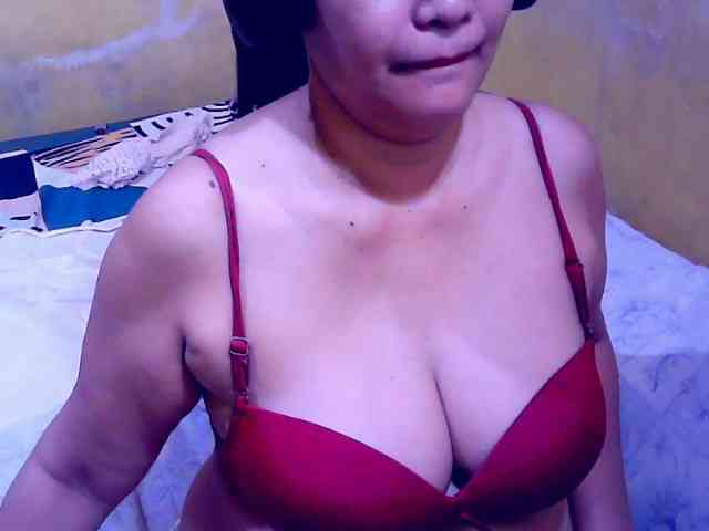 SweetMonlight webcam