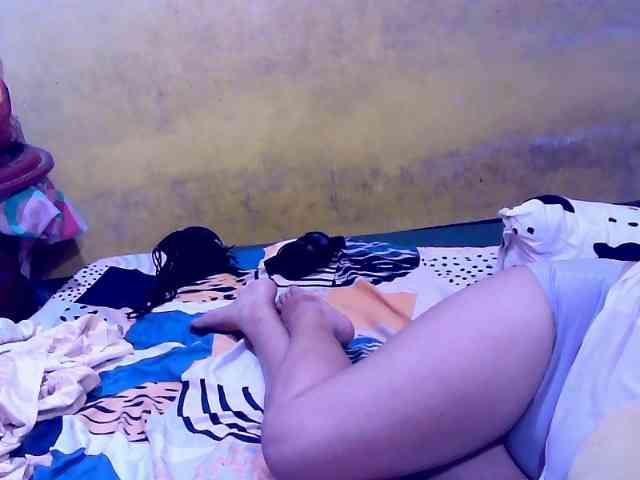 SweetMonlight webcam