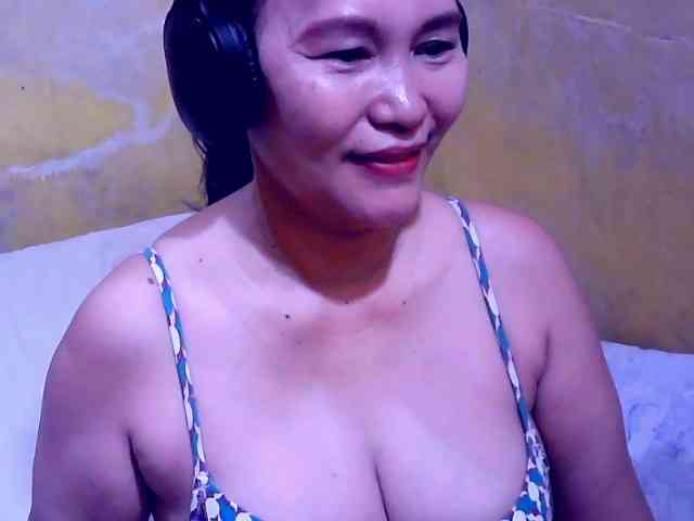 SweetMonlight webcam