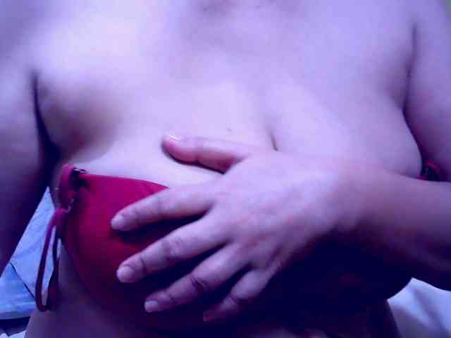 SweetMonlight webcam
