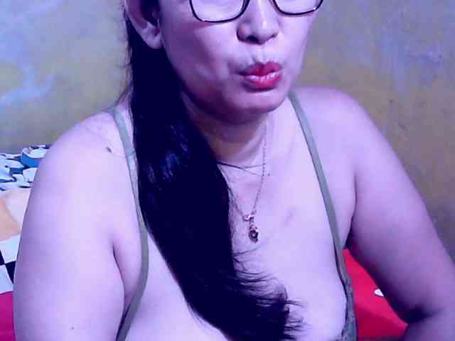 SweetMonlight webcam