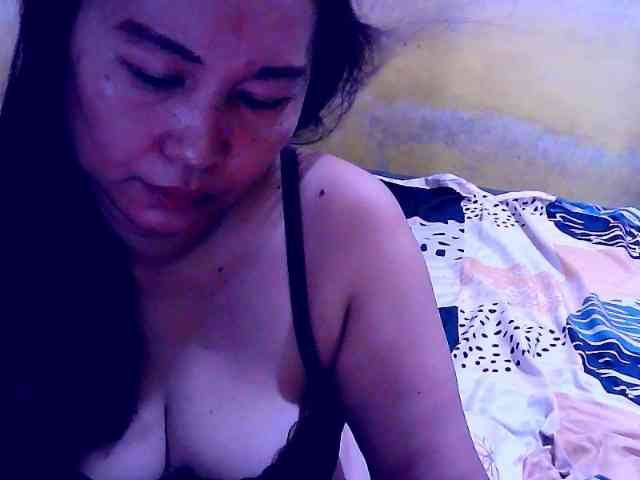 SweetMonlight webcam