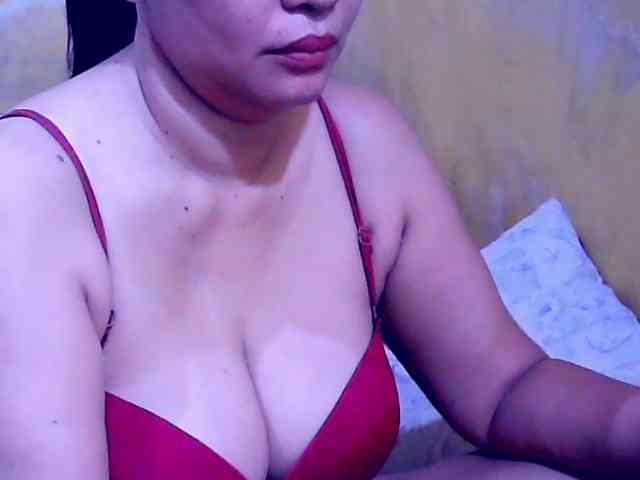 SweetMonlight webcam