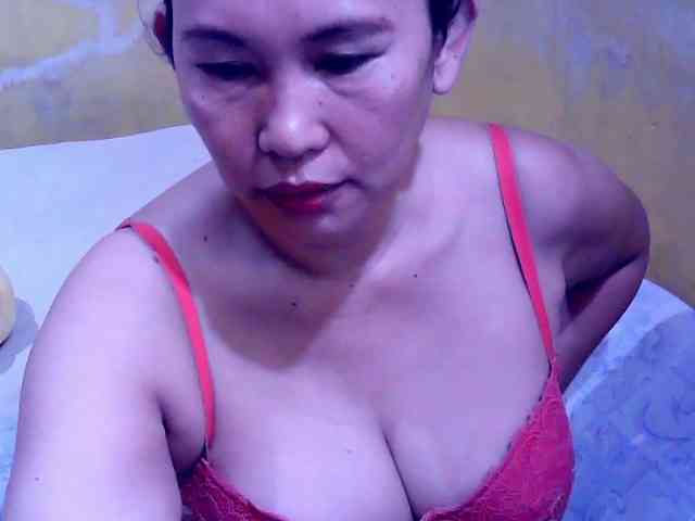 SweetMonlight webcam