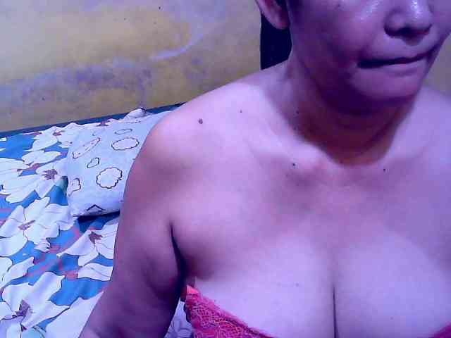 SweetMonlight webcam