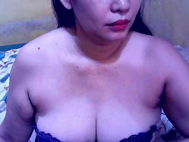 SweetMonlight webcam