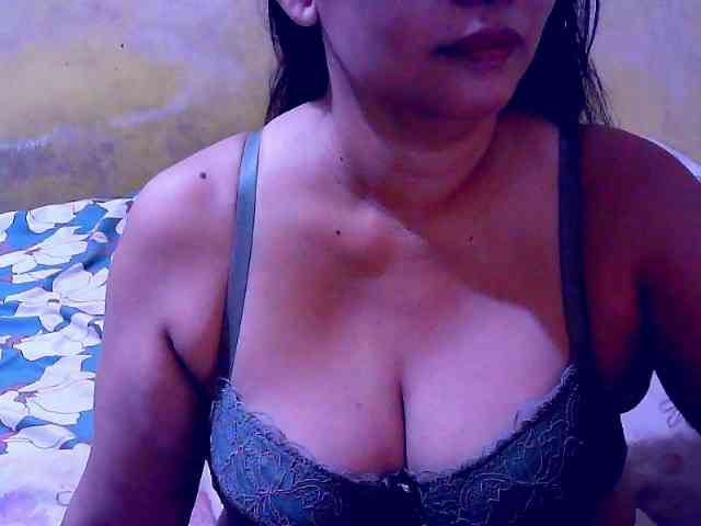 SweetMonlight webcam