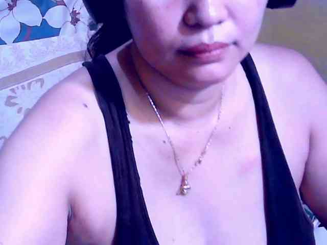 SweetMonlight webcam