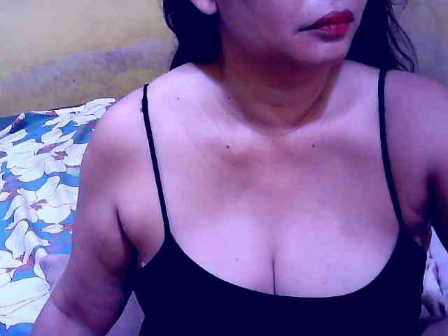 SweetMonlight webcam
