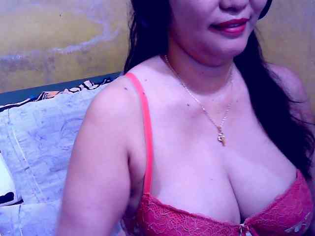 SweetMonlight webcam