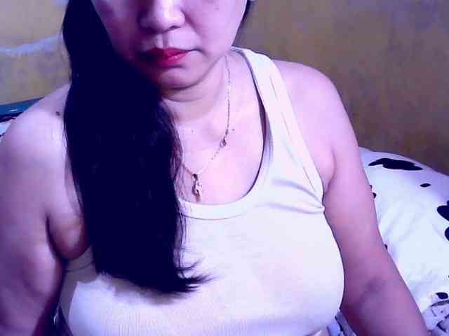 SweetMonlight webcam