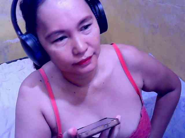SweetMonlight webcam