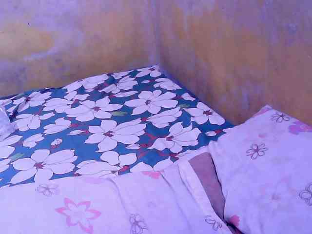 SweetMonlight webcam