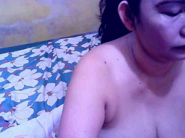 SweetMonlight webcam