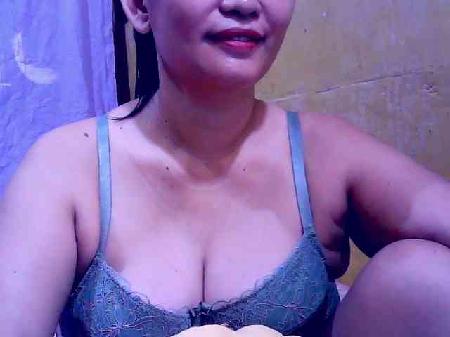 SweetMonlight webcam