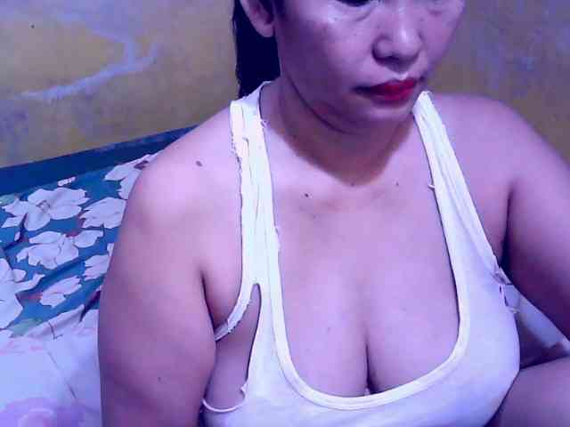 SweetMonlight webcam