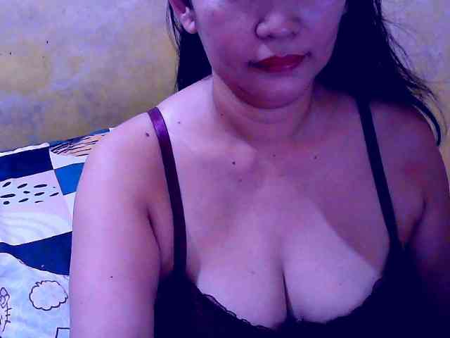 SweetMonlight webcam