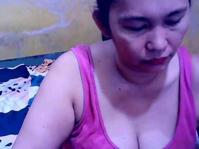 SweetMonlight webcam