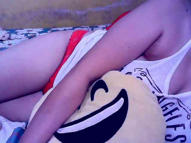 SweetMonlight webcam