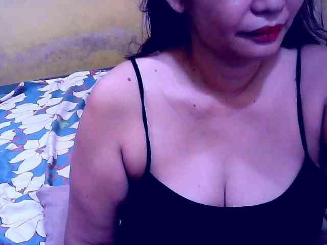 SweetMonlight webcam