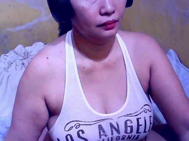 SweetMonlight webcam