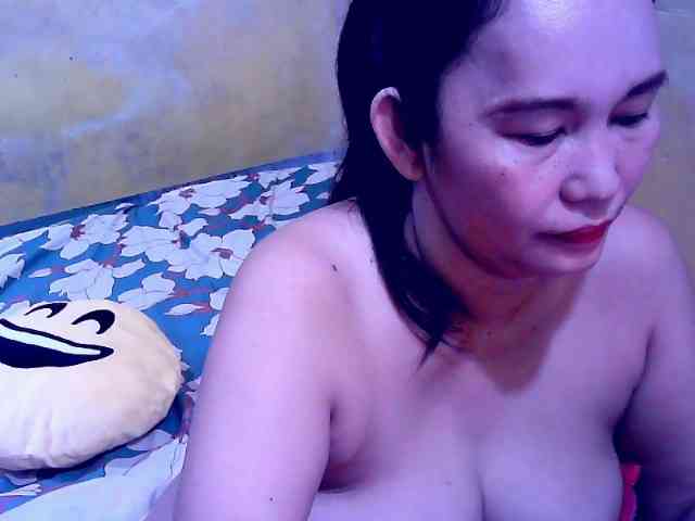 SweetMonlight webcam