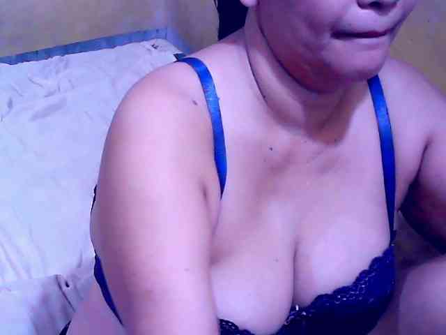 SweetMonlight webcam
