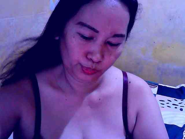 SweetMonlight webcam