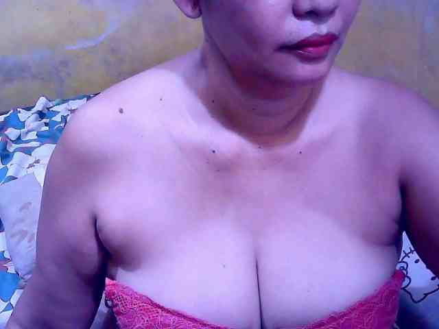 SweetMonlight webcam