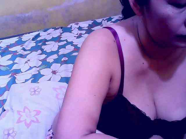 SweetMonlight webcam