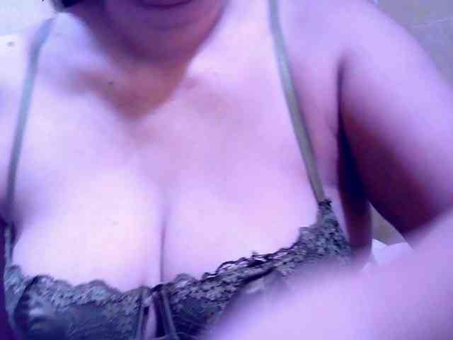 SweetMonlight webcam