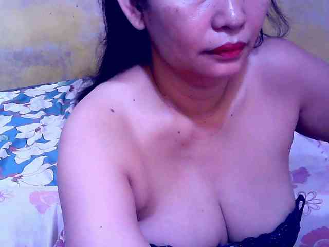 SweetMonlight webcam