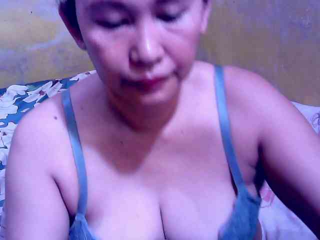 SweetMonlight webcam