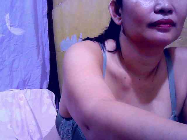 SweetMonlight webcam