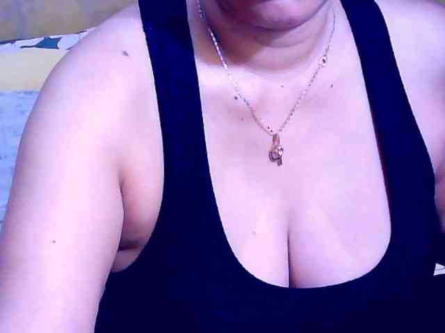 SweetMonlight webcam