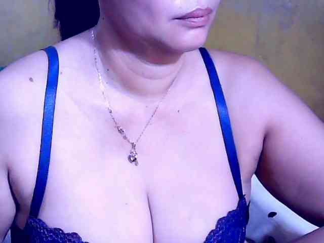 SweetMonlight webcam