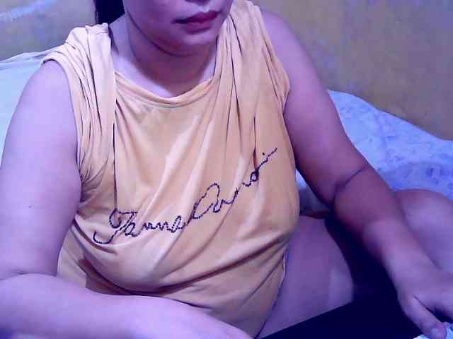SweetMonlight webcam