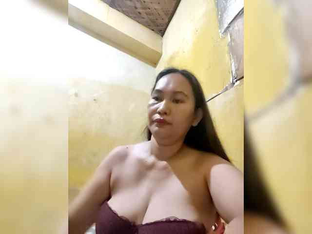 SweetMonlight webcam