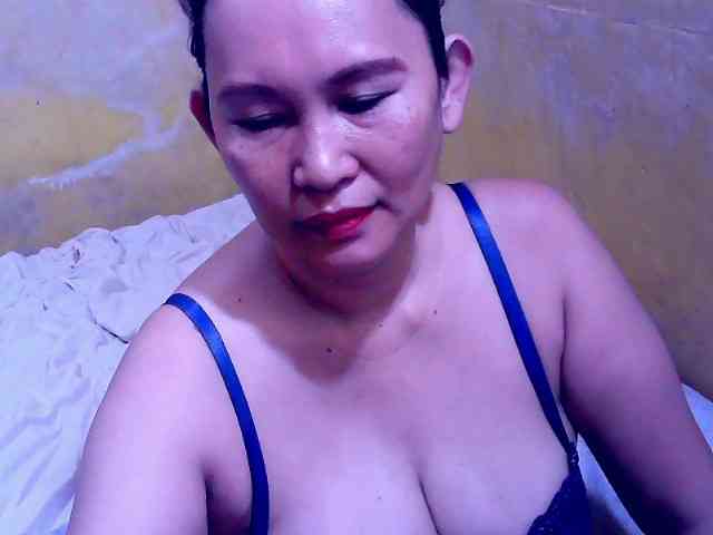 SweetMonlight webcam