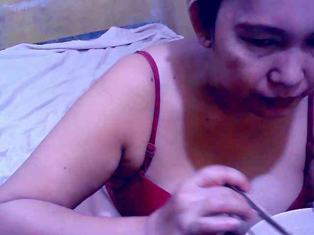 SweetMonlight webcam