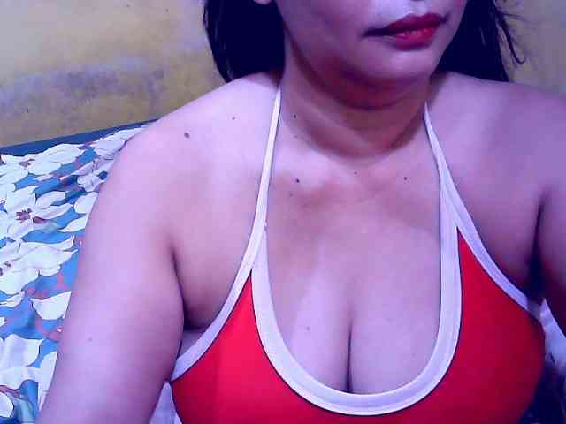 SweetMonlight webcam
