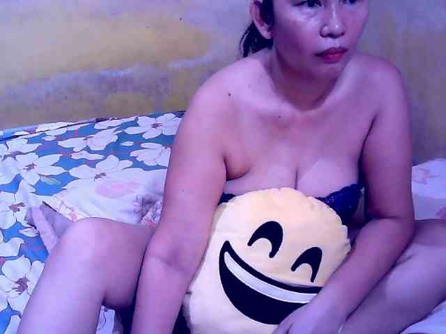 SweetMonlight webcam