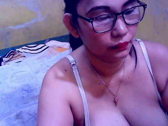 SweetMonlight webcam
