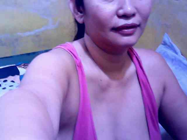 SweetMonlight webcam