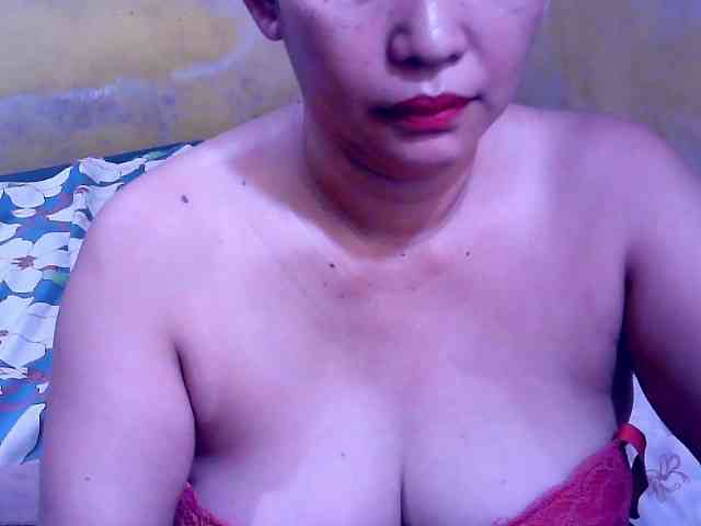 SweetMonlight webcam