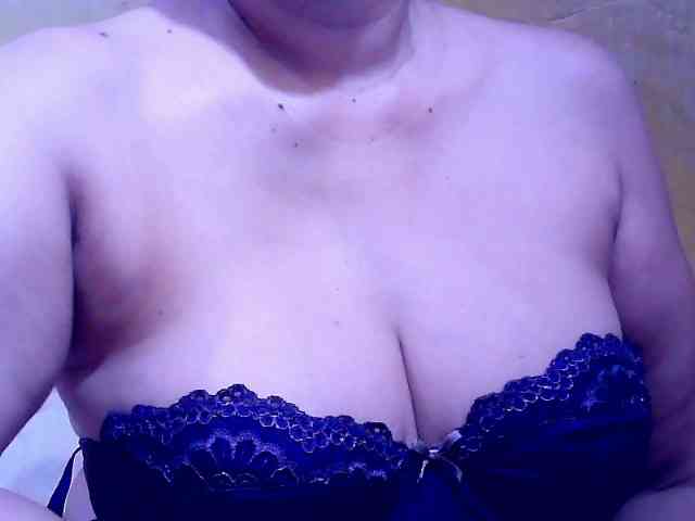 SweetMonlight webcam