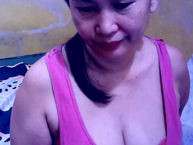 Carmela4u Live Webcam on BongaCams