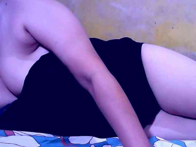 SweetMonlight webcam